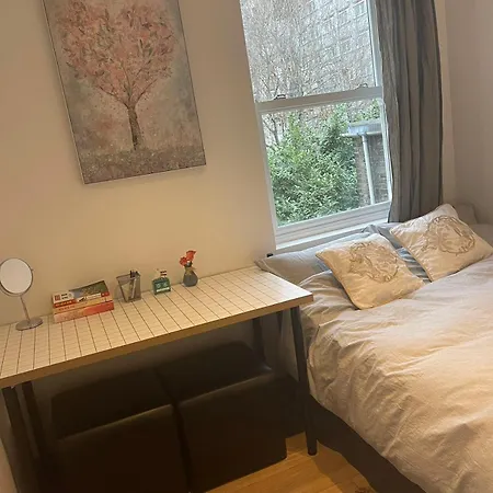 Cosy Room3 In Kings Cross London